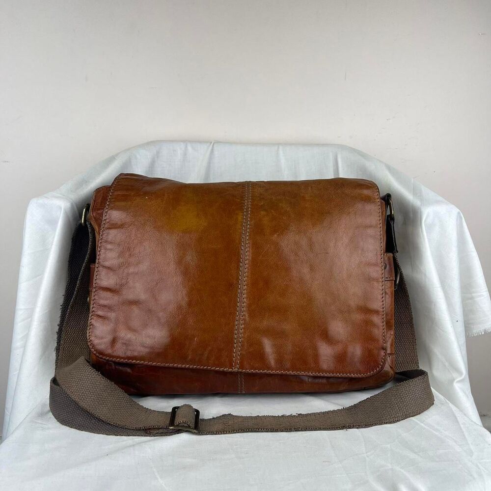 Fossil Brown Leather Messenger Bag With Adjustable Strap